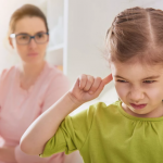 Ребенок не хочет помогать родителям