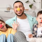 Разница между юмором и насмешками Разница между юмором и насмешками